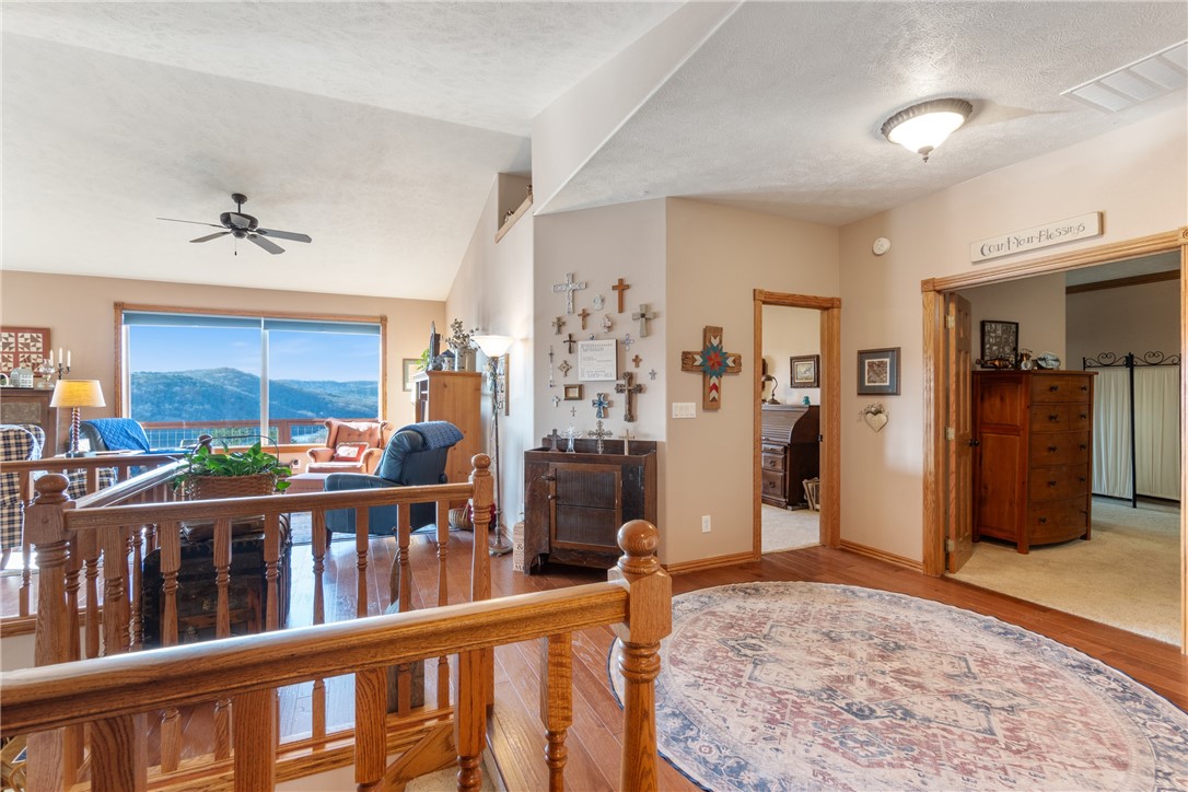 Unit 117 Holiday Island - Residential