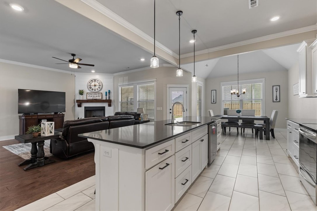 South Pointe Sub Ph 2 - Residential