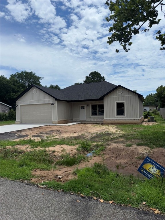This brand-new 1,240 sq ft home offers modern design, efficient use of space, and quality craftsmanshipāperfect for those seeking a move-in ready home with all the benefits of new construction