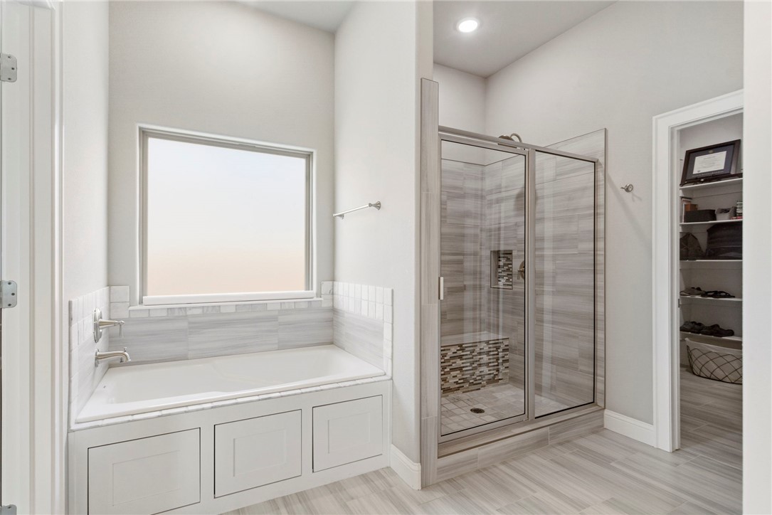 Grand Pointe - Residential