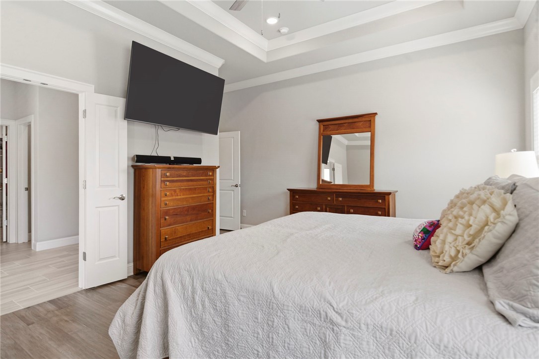 Grand Pointe - Residential