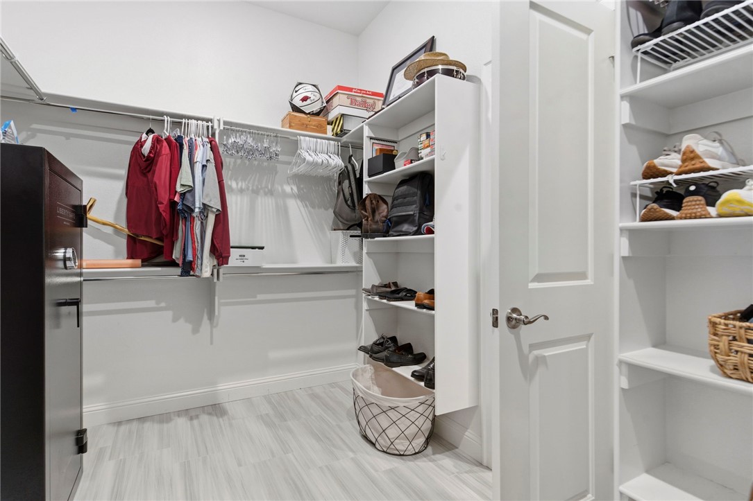 Grand Pointe - Residential