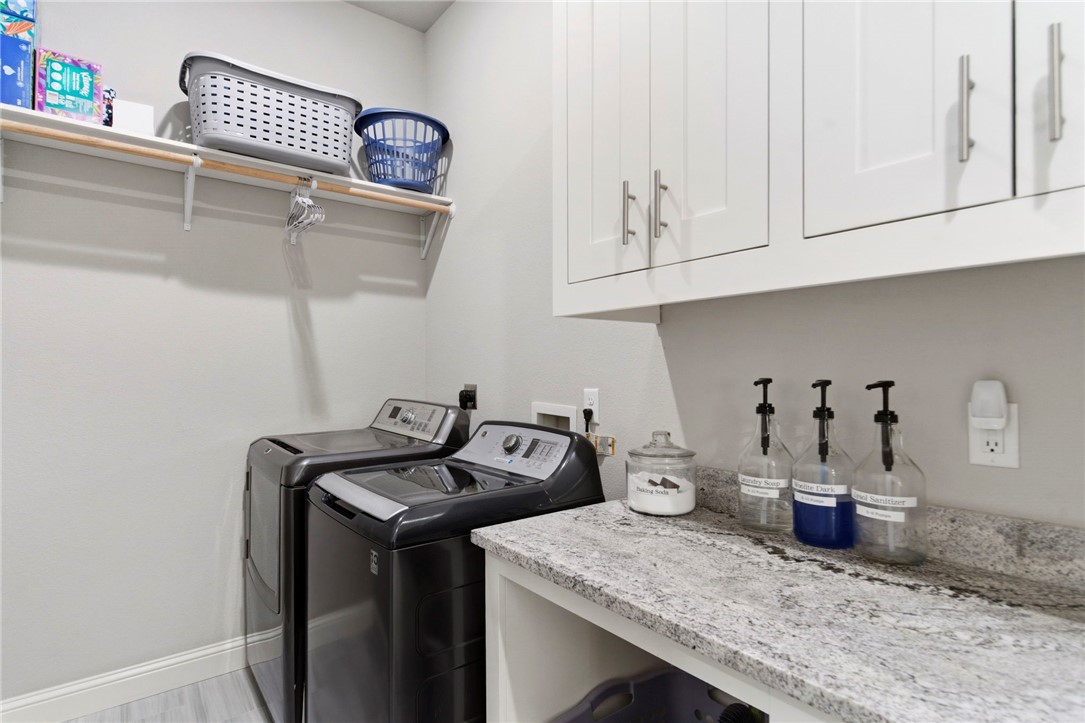 Grand Pointe - Residential