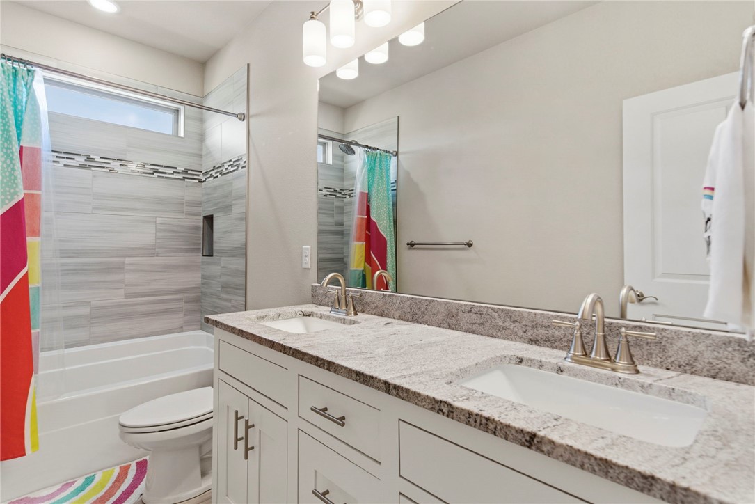 Grand Pointe - Residential