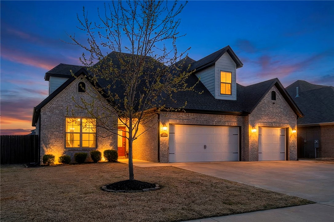 Grand Pointe - Residential