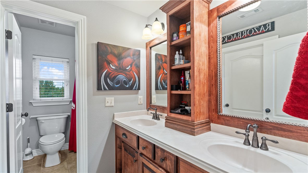 Soaring Hawk Sub Cave Spgs - Residential