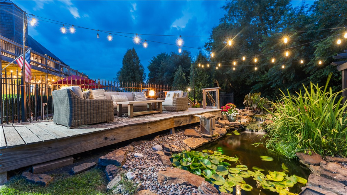 Soaring Hawk Sub Cave Spgs - Residential