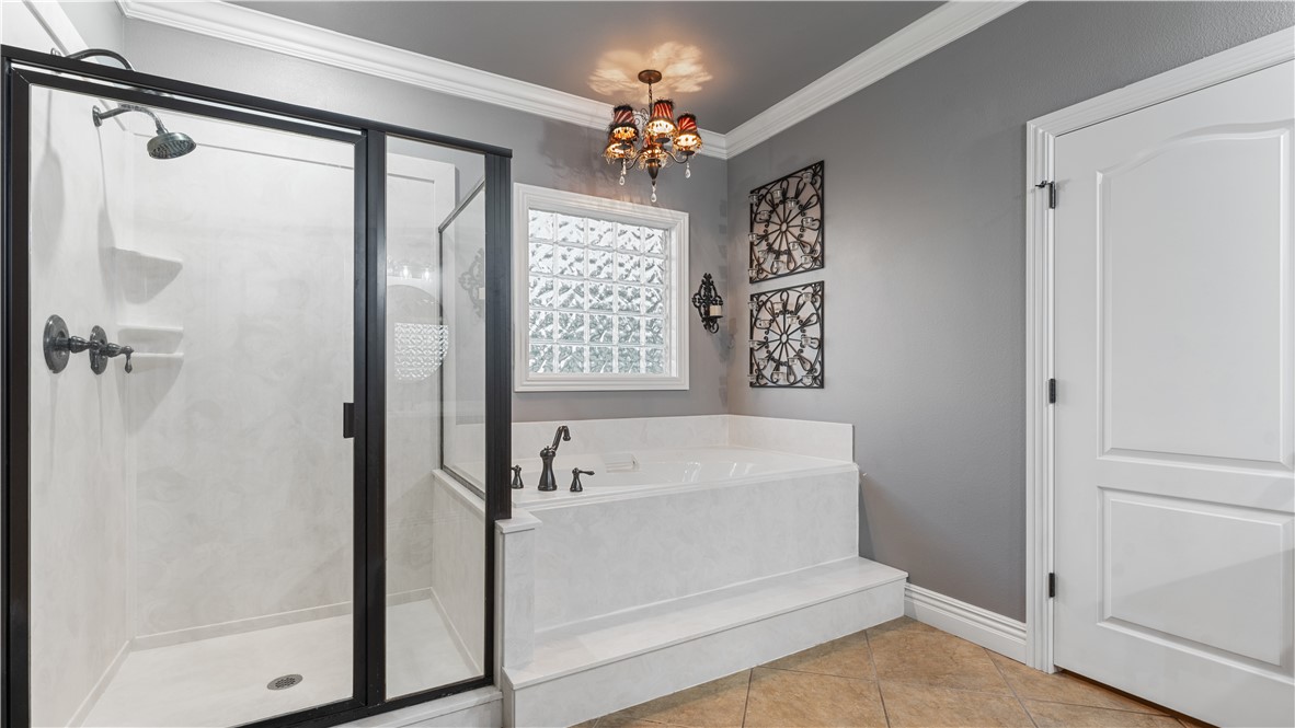 Soaring Hawk Sub Cave Spgs - Residential