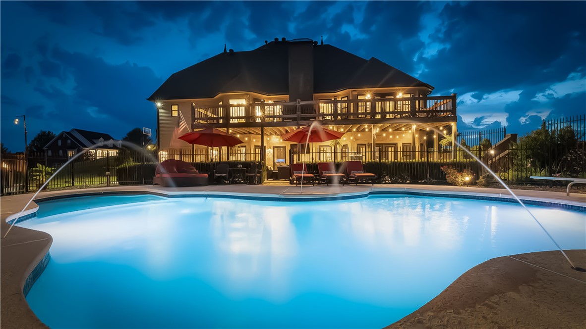 Soaring Hawk Sub Cave Spgs - Residential