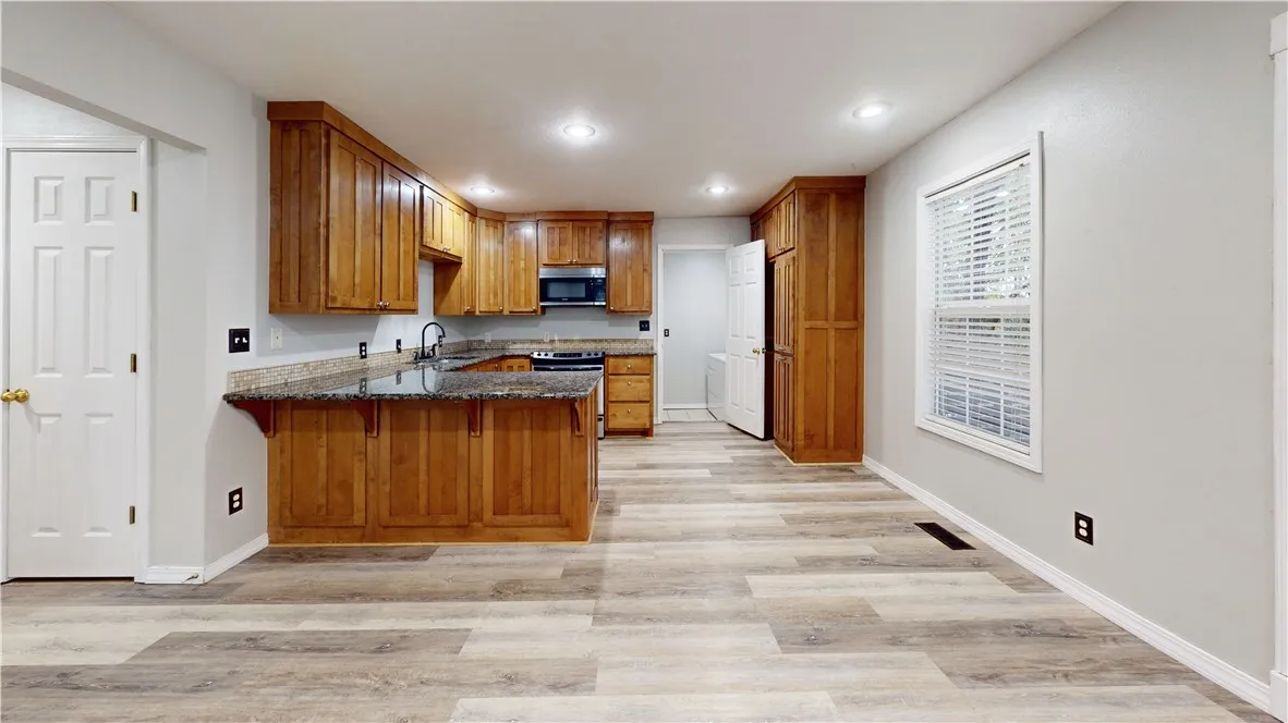 Garfield, Arkansas 72732, United States, 4 Bedrooms Bedrooms, ,3 BathroomsBathrooms,Residential,Active,199955