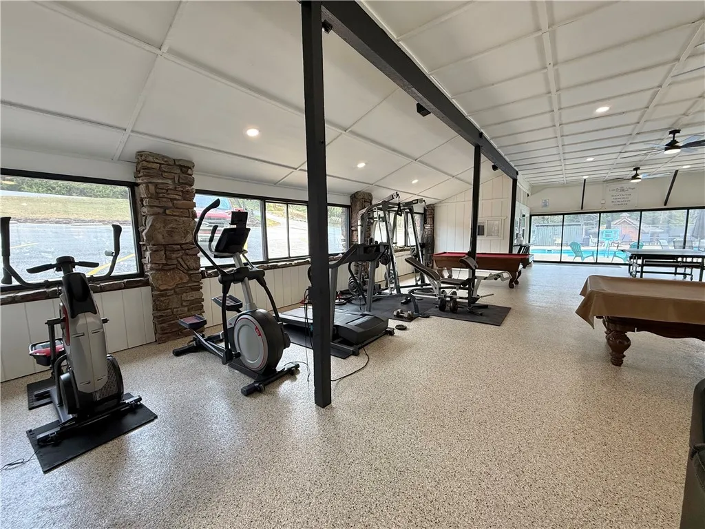 Garfield, Arkansas 72732, United States, 4 Bedrooms Bedrooms, ,3 BathroomsBathrooms,Residential,Active,199955