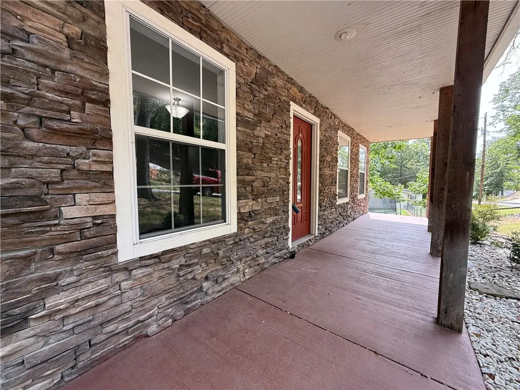 Garfield, Arkansas 72732, United States, 4 Bedrooms Bedrooms, ,3 BathroomsBathrooms,Residential,Active,199955