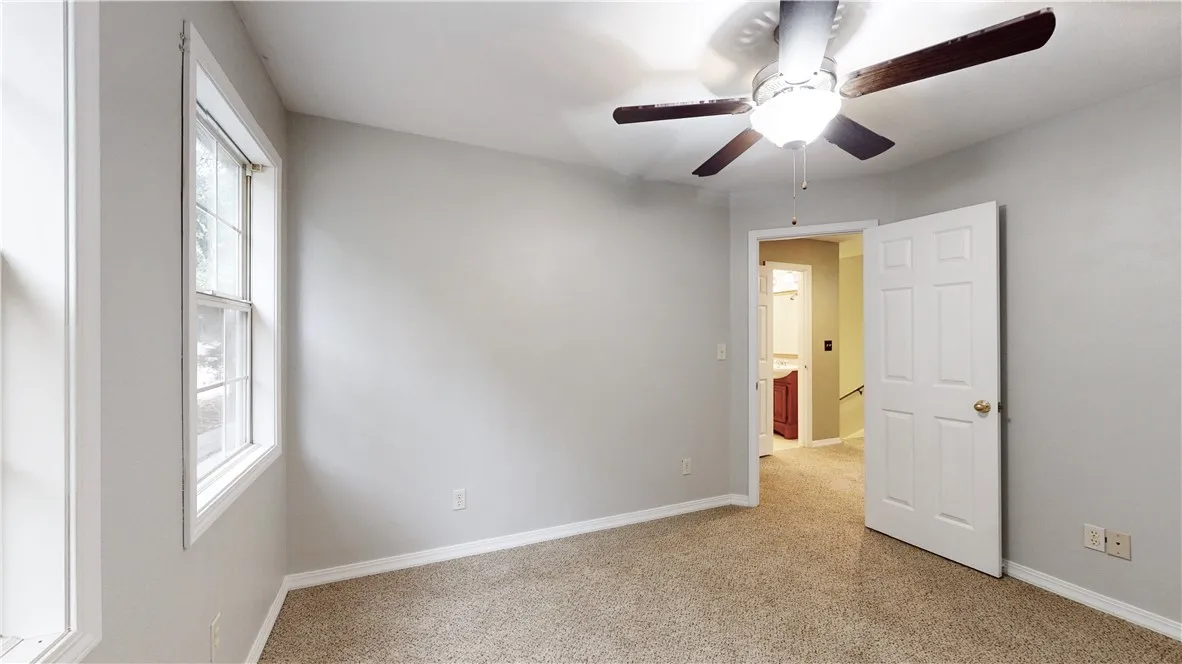 Garfield, Arkansas 72732, United States, 4 Bedrooms Bedrooms, ,3 BathroomsBathrooms,Residential,Active,199955