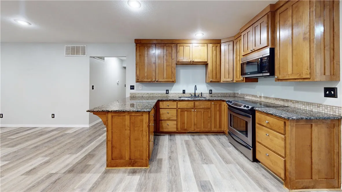 Garfield, Arkansas 72732, United States, 4 Bedrooms Bedrooms, ,3 BathroomsBathrooms,Residential,Active,199955