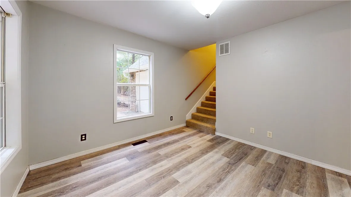 Garfield, Arkansas 72732, United States, 4 Bedrooms Bedrooms, ,3 BathroomsBathrooms,Residential,Active,199955