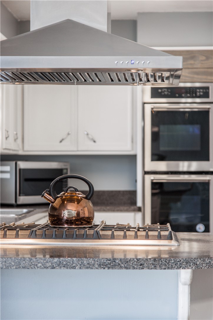 E N Coons Sub Rurban - Residential