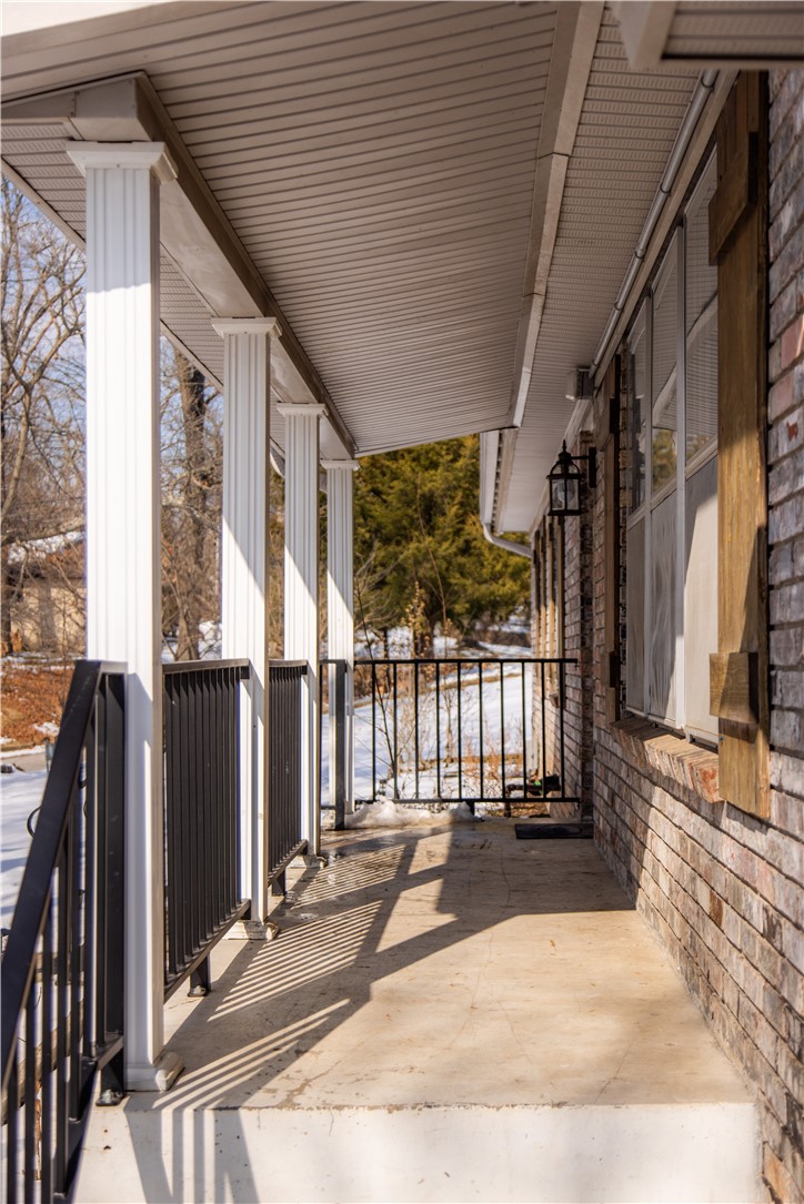 E N Coons Sub Rurban - Residential