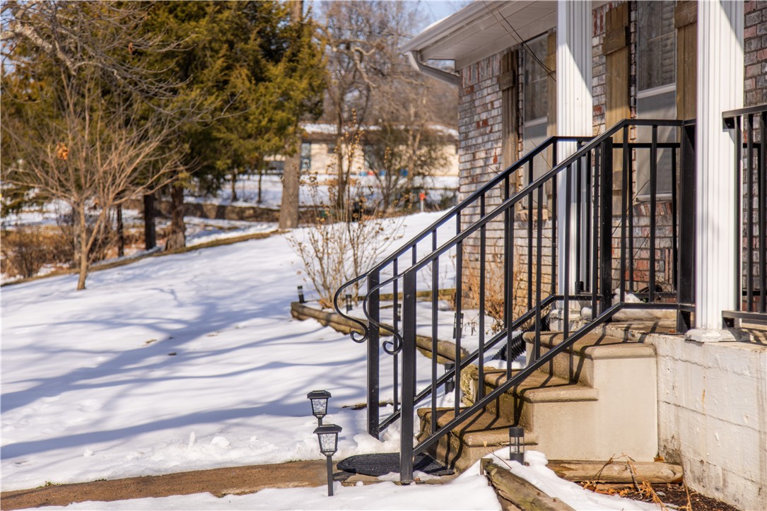 E N Coons Sub Rurban - Residential