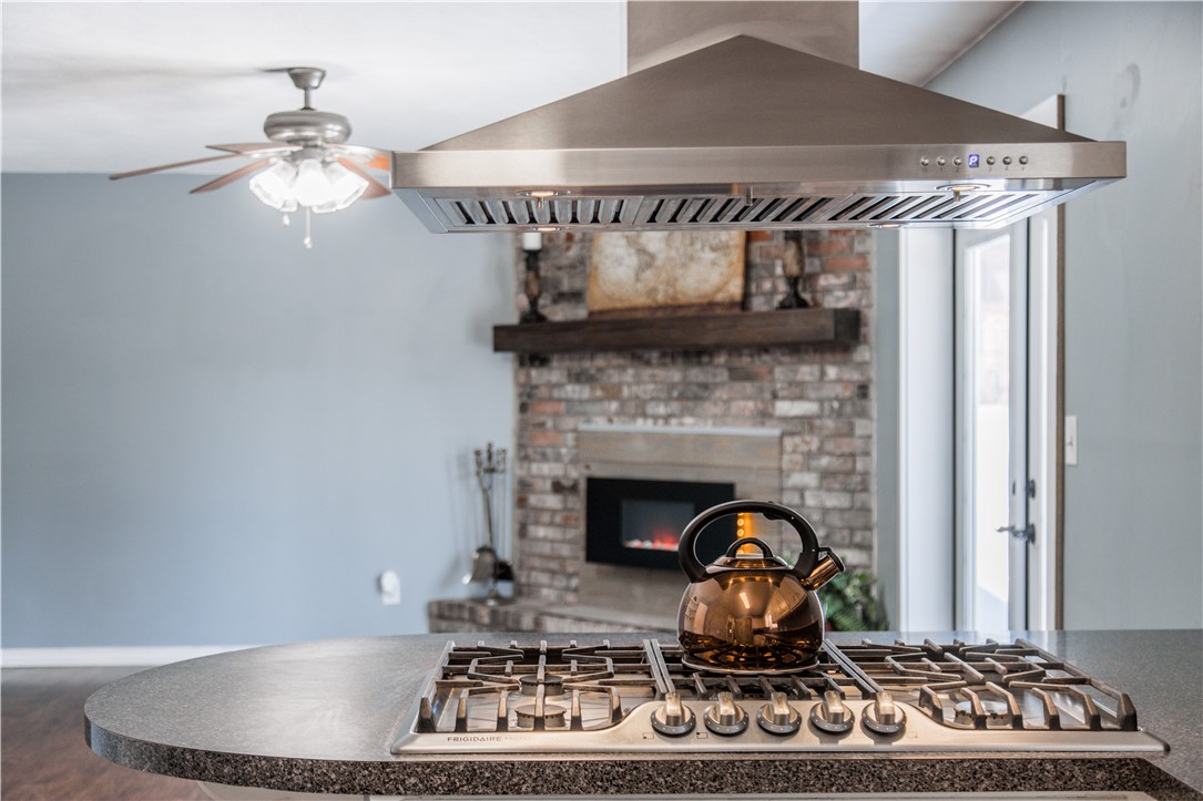 E N Coons Sub Rurban - Residential