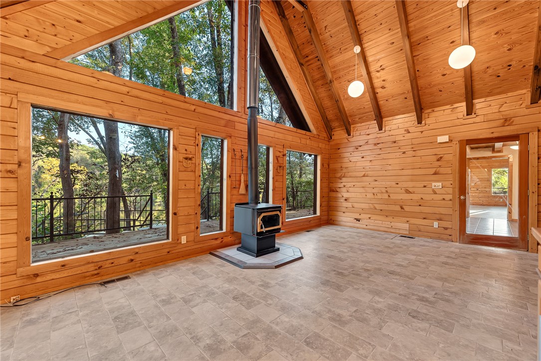 White River Estates - Residential