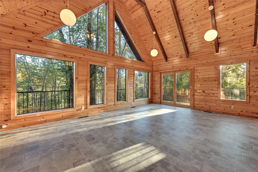 White River Estates - Residential