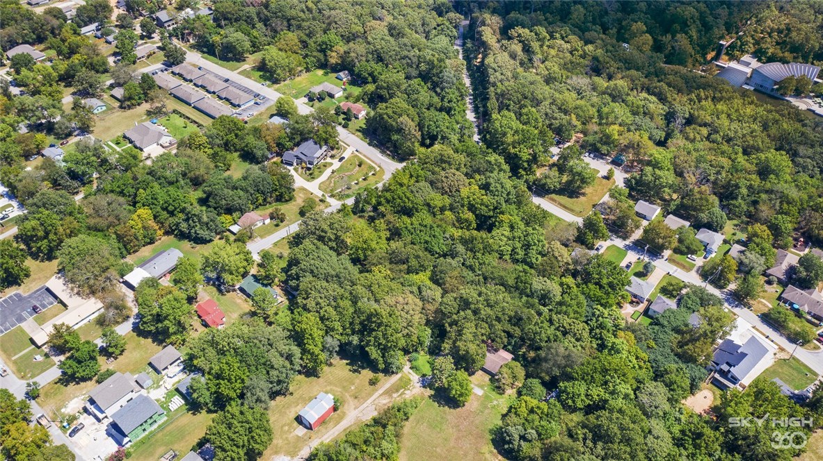 W A Burks Add Bentonville - Land