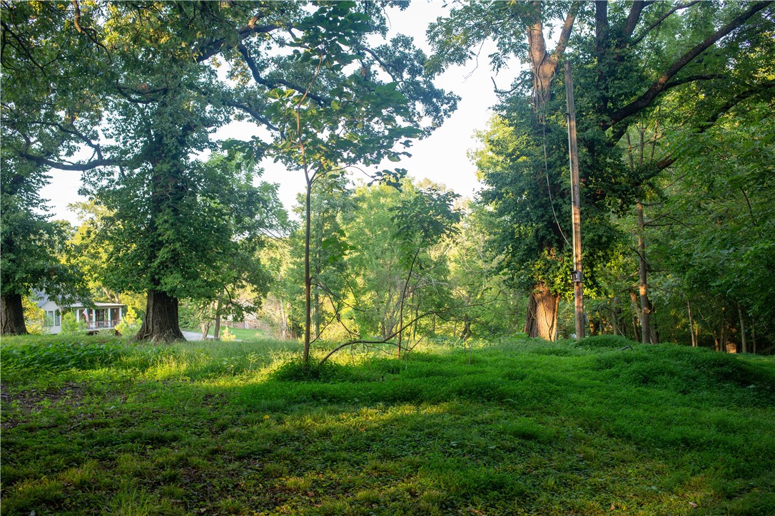 W A Burks Add Bentonville - Land