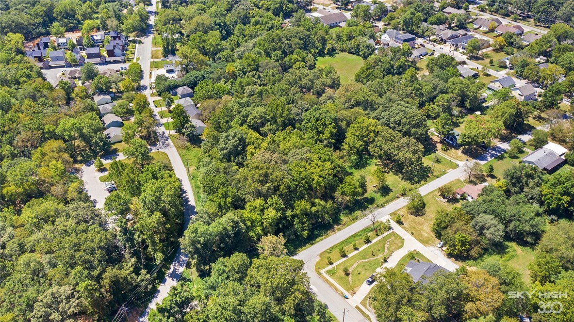 W A Burks Add Bentonville - Land