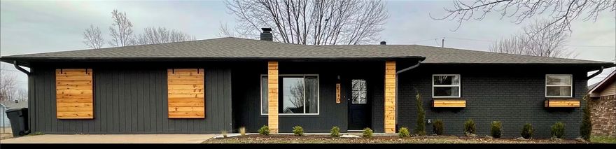 This house was newly remodeled in 2020. Including new roof, HVAC, water heaters, flooring, cabinetry, paint, etc. Includes 3 bedrooms, 3 full bathrooms, and a bonus room with 4 Queen beds. Plus 2 additional LR’s and large laundry/midroom.  Big back yard with multiple patios. Less than a mile from 8th St Market, across the street from the new WM campus, greenway access just 1 block away. This home has been completely updated with no surface untouched. With plenty of space for friends and family, and close to everything NWA has to offer, you wont want to leave. Minutes from I-49, it has super easy access to anywhere you want to go. 

*Flynt street has been operating as a successful Airbnb for the past 4 years.