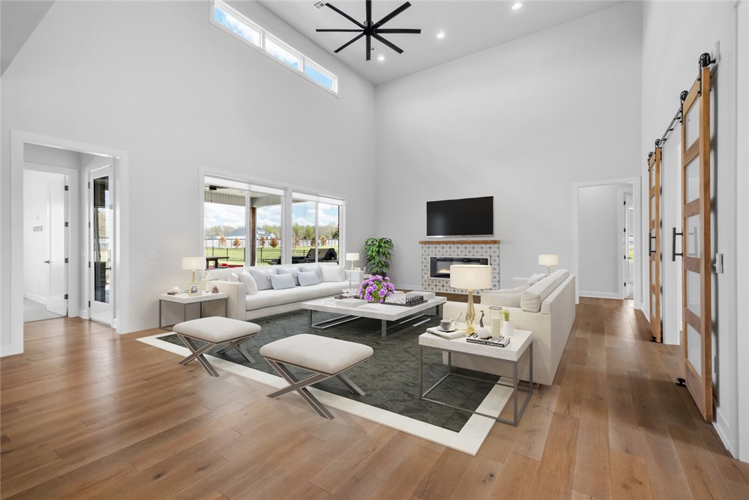 West End Acres Sub Centerton - Residential