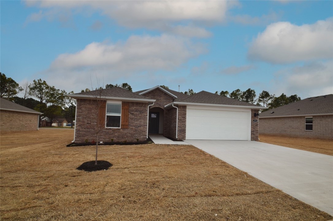 Wagon Wheel Crossing - Residential Lease