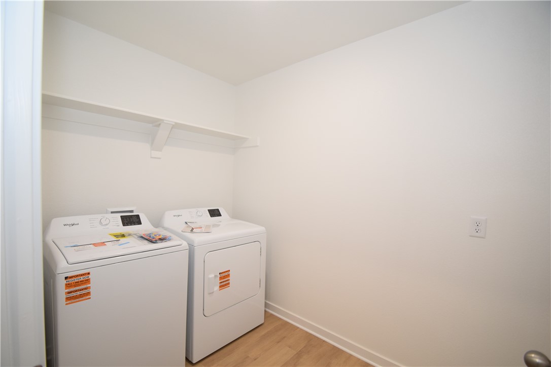 Wagon Wheel Crossing - Residential Lease