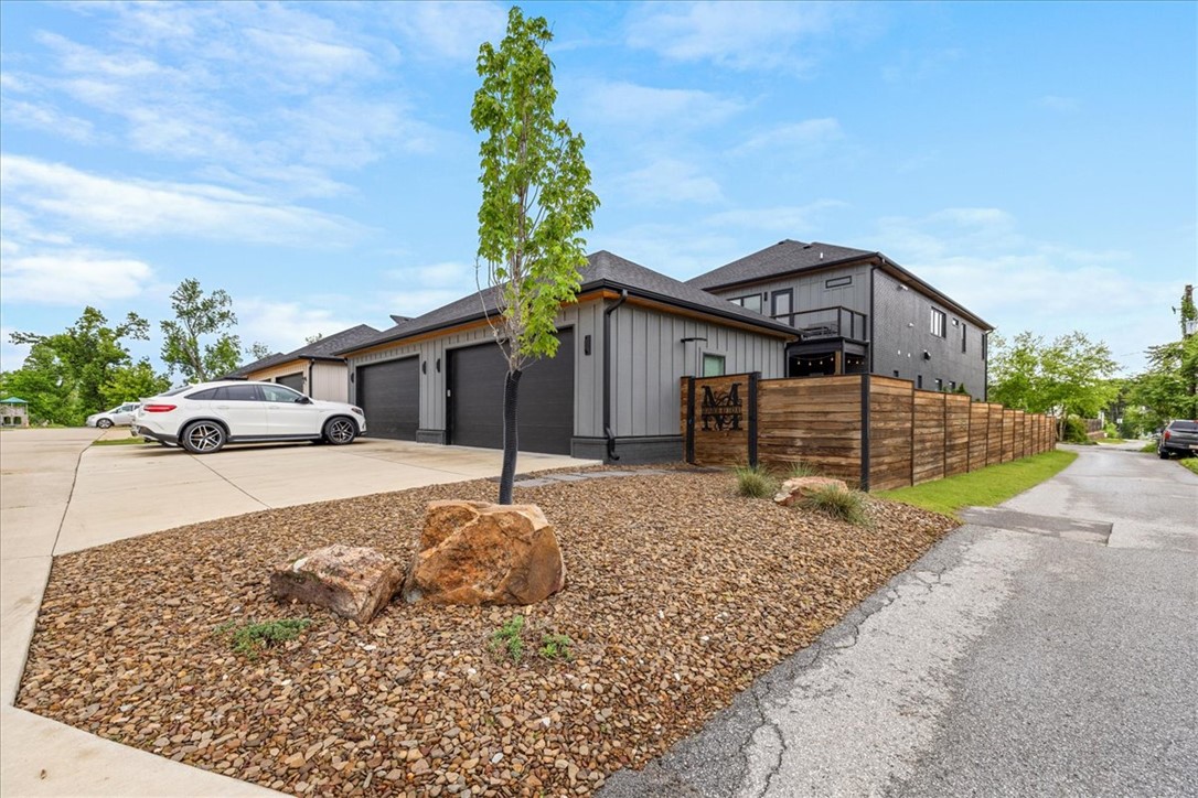 1137-1139 MONROE HORIZ PROP REGIME-BENTO - Residential