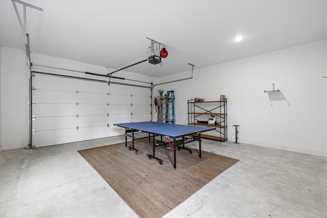 1137-1139 MONROE HORIZ PROP REGIME-BENTO - Residential