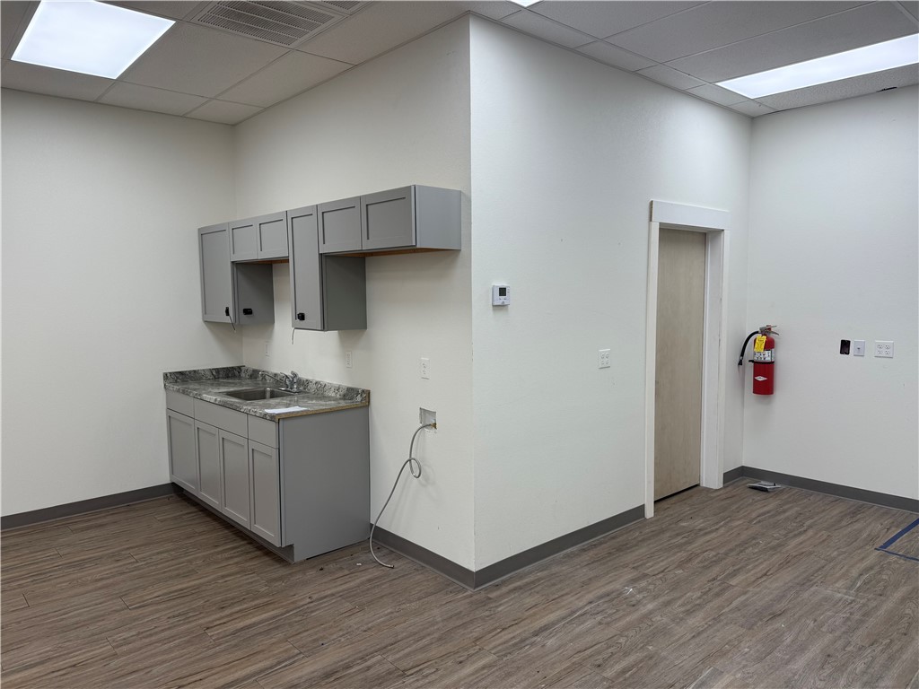 Woodruff Sub Cave Spgs - Commercial Lease