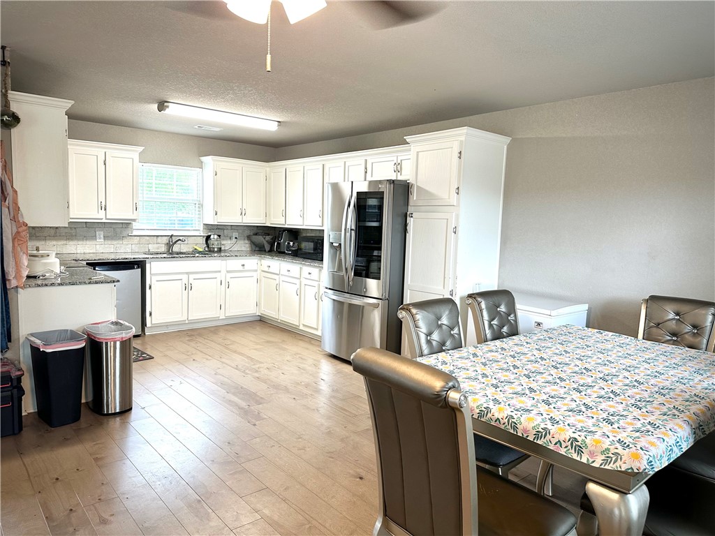 1-17-30 Springdale Outlots - Residential