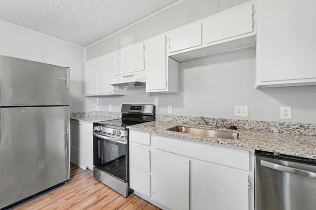 Fayetteville Outlots - Residential Lease