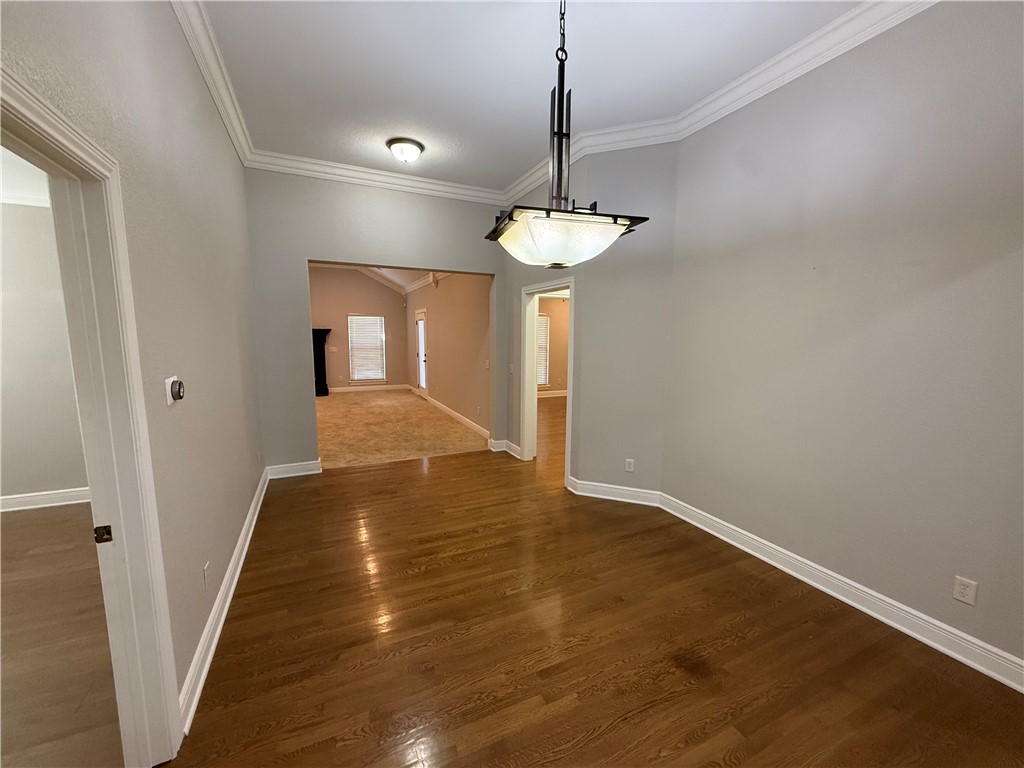 Shadow Valley Twnhms Ph 1 Rogers - Residential Lease