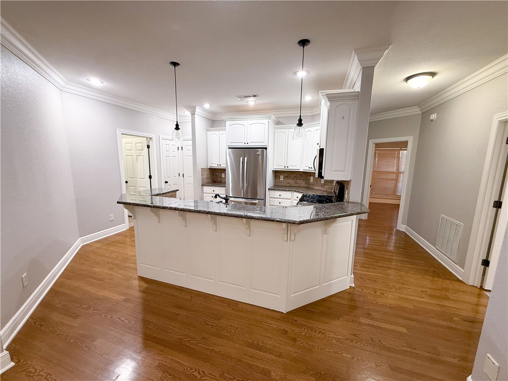 Shadow Valley Twnhms Ph 1 Rogers - Residential Lease