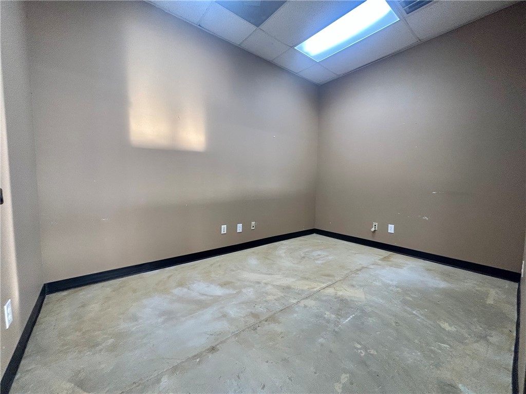 Springdale Outlots - Commercial Lease