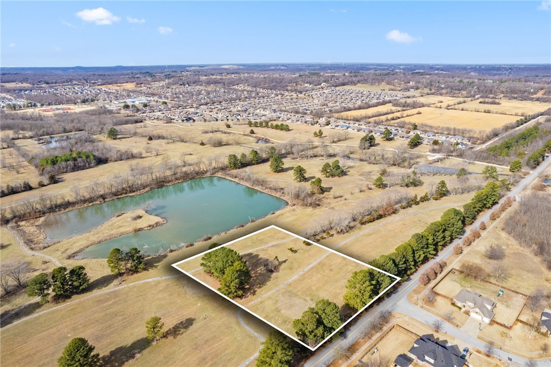 Fayetteville Outlots - Land