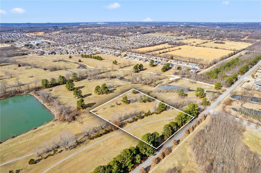 Fayetteville Outlots - Land