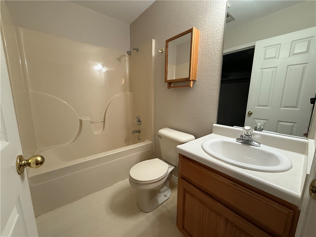 Fieldstone I - Residential Lease