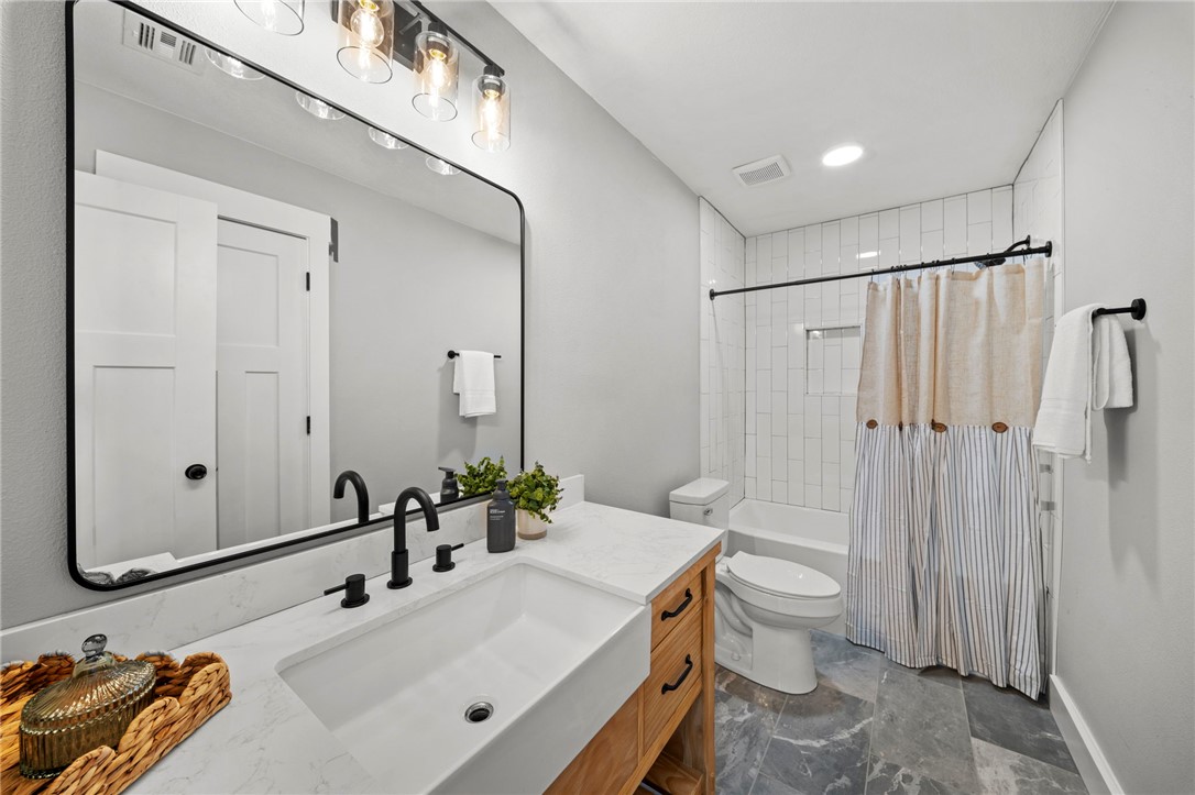 12-19-32-RURAL - Residential