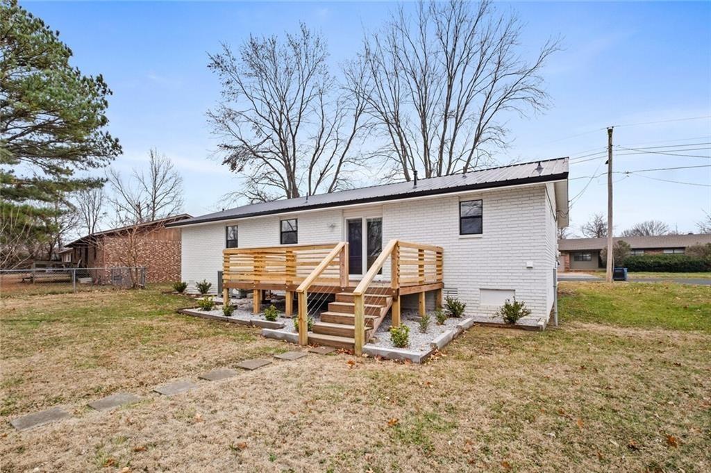 Hazel Park Sub Bentonville - Residential Lease