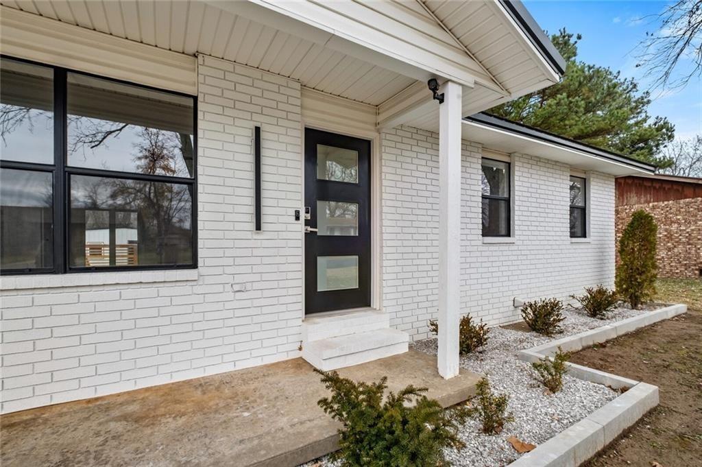 Hazel Park Sub Bentonville - Residential Lease