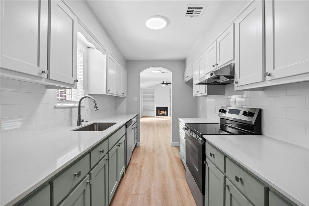 Royal Oaks Estates - Residential