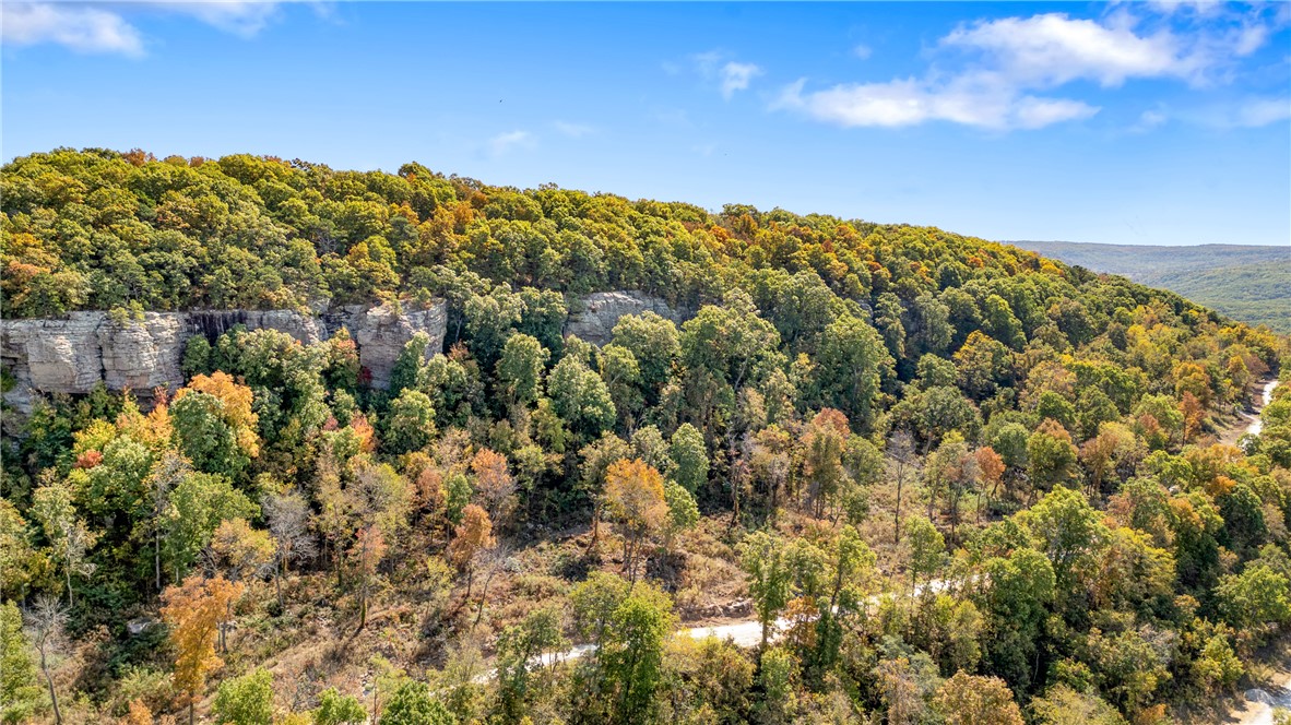 Round Mountain Estates - Land