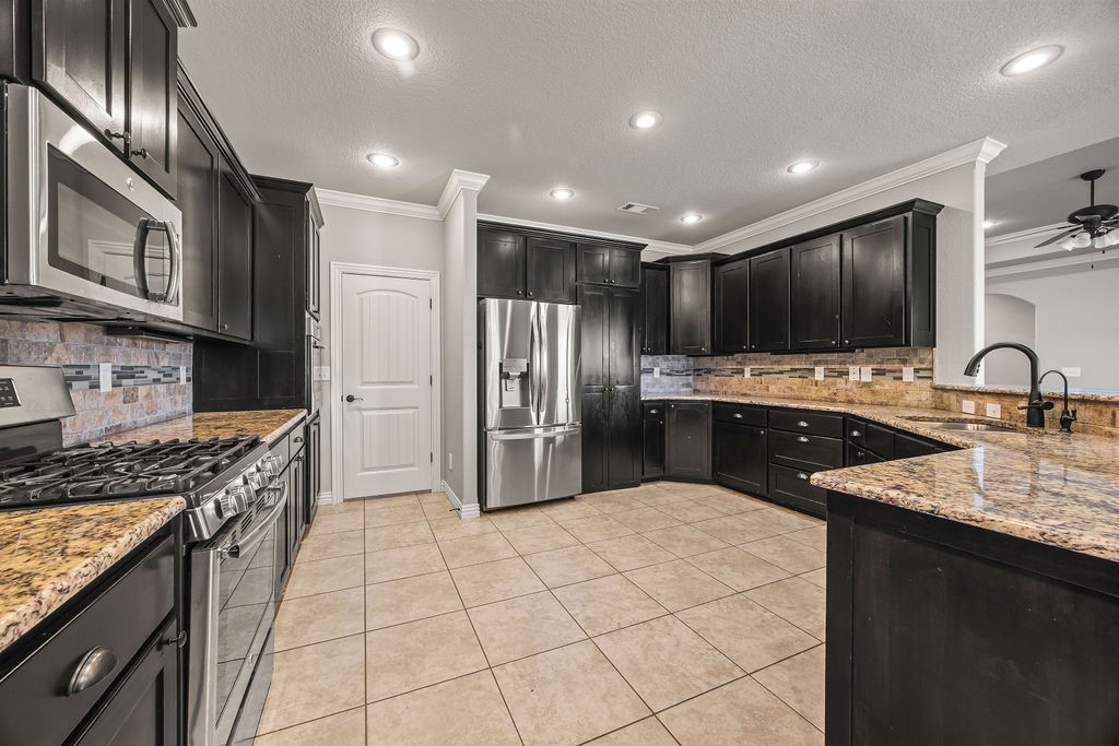 Fairway Valley Ph II - Residential