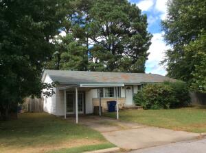 Sweet home on a corner lot in Fort Smith that offers 1600 Sq. Ft. heated and cooled space. 3 bedroom, 2 bath home on a corner lot with a privacy fence. Large trees, outbuilding too. The garage has been converted into a living space but could easily be changed back. Large Kitchen, Hardwood floors. Newer roof, newer windows. This would make a great investment with a little TLC. Call for your showing today! MOTIVATED SELLER!
